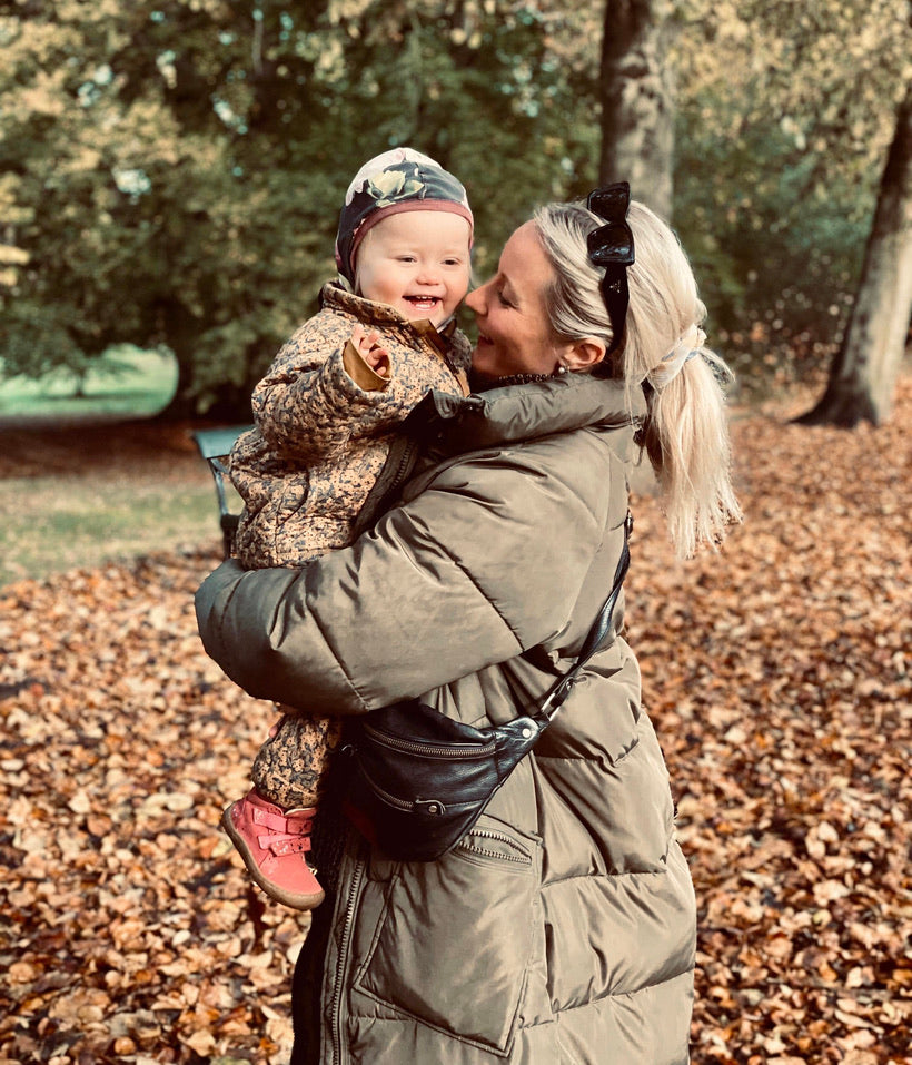 Barfodssko-børnesko-naturlig-leg-rød-overgangssko