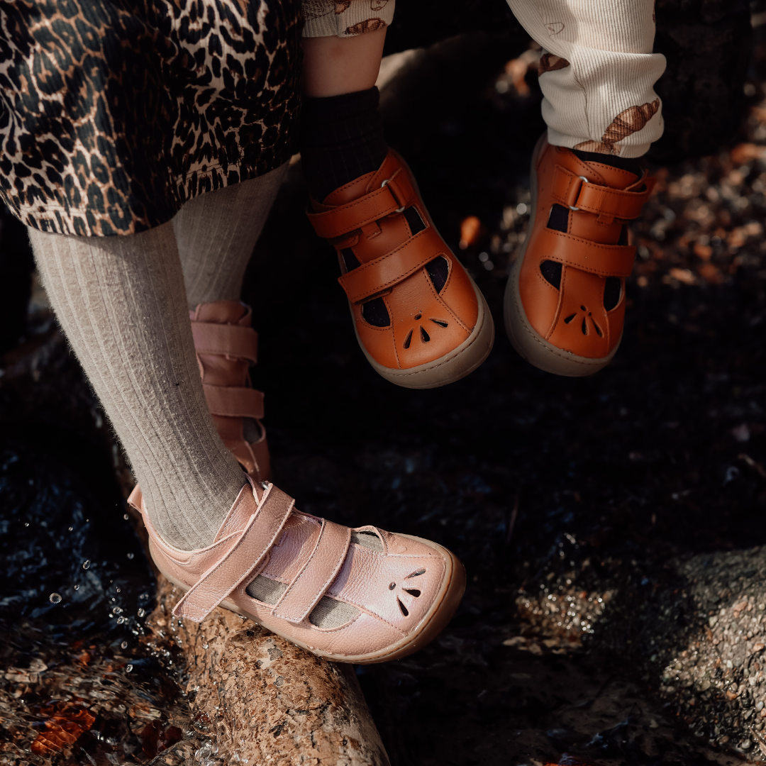sandaler-barfodssko-barfod-pink-brun
