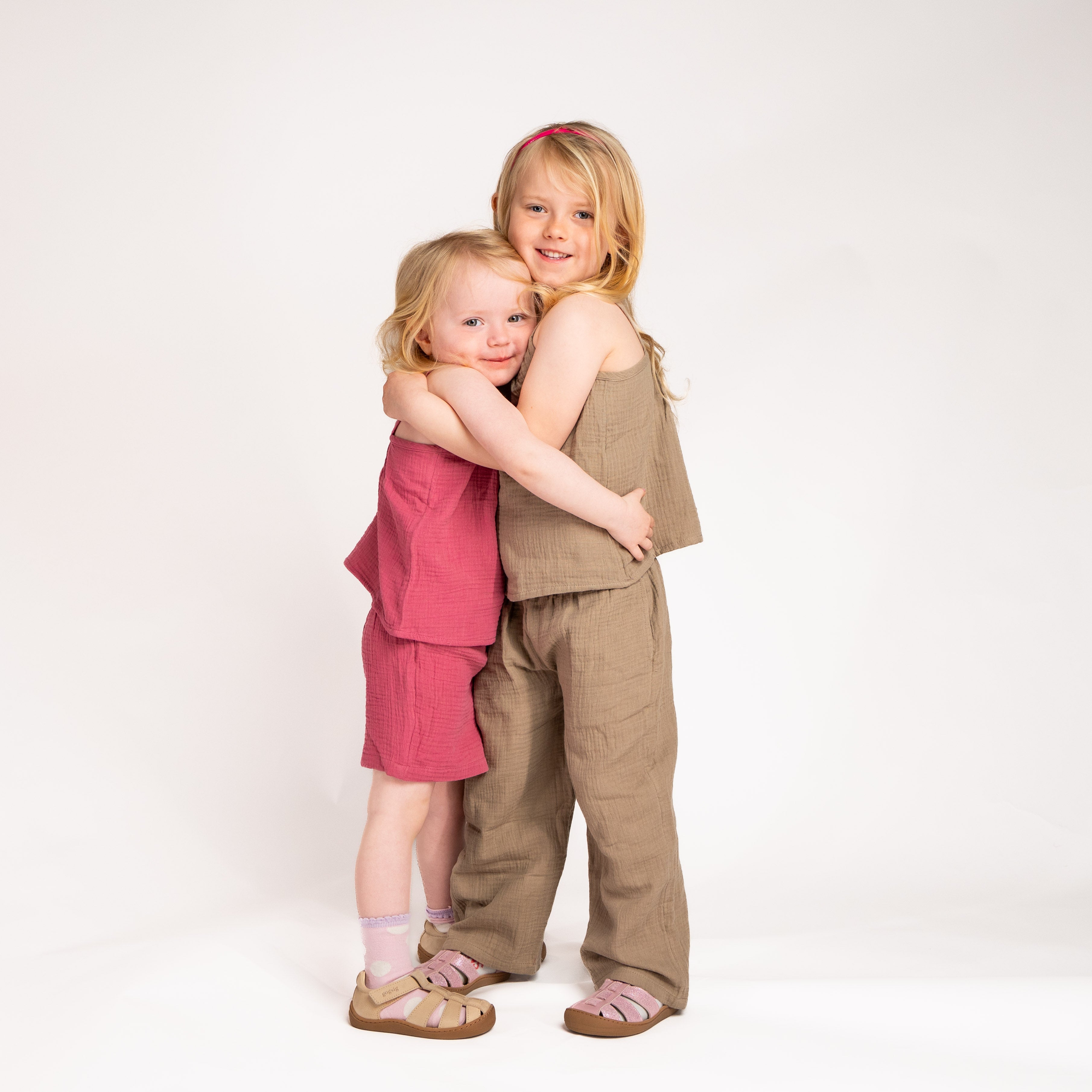 Beige-barfodssko-sandaler-barfodssandal